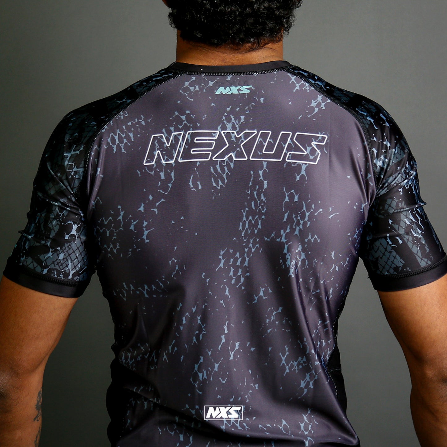 RASHGUARD